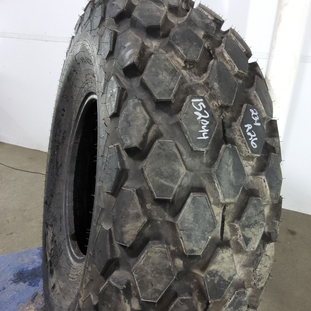 23.1R26 Alliance N.D. Tractor 330 R-3 153A8 99%