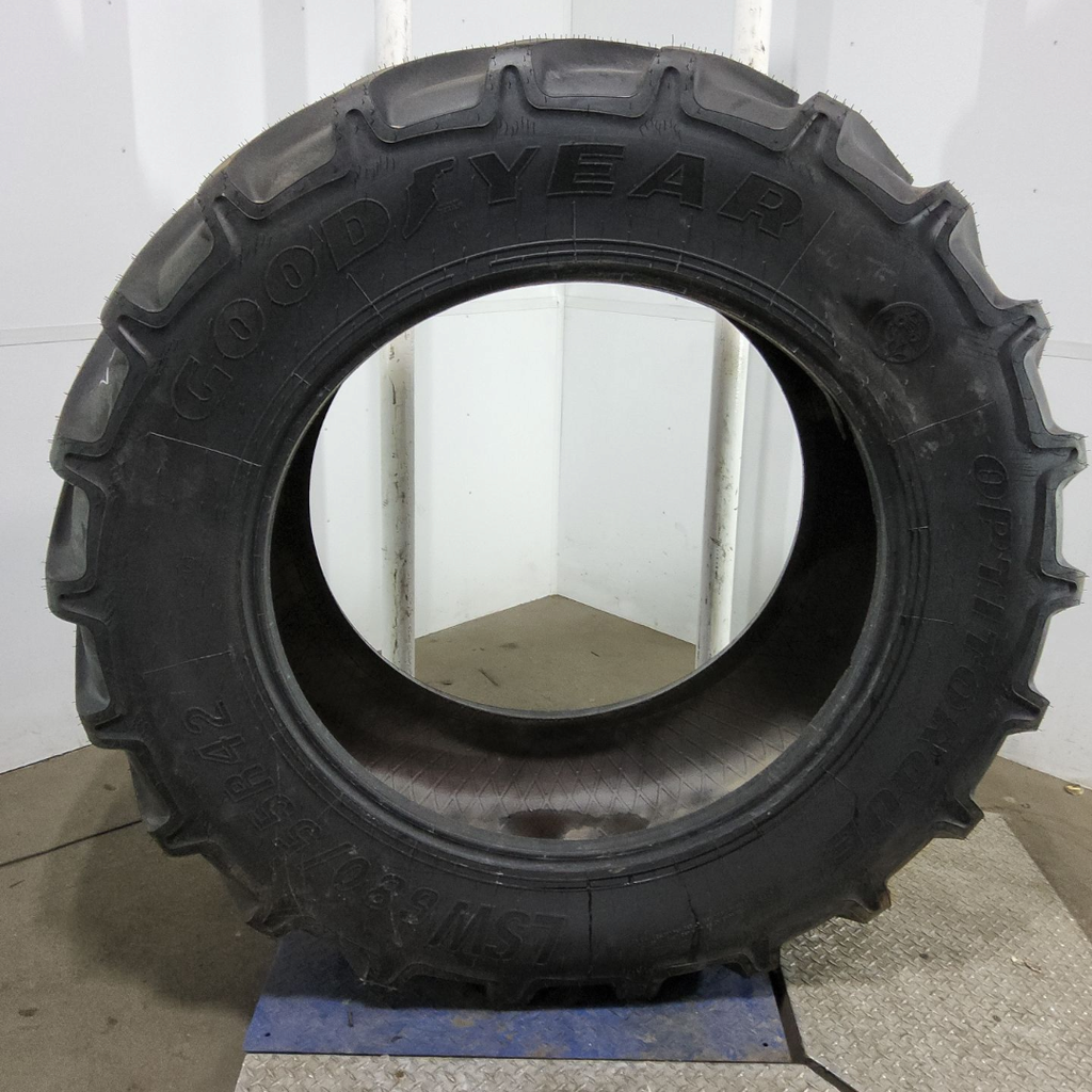 LSW680/55R42 Goodyear Farm OptiTorque R-1 177D 99%