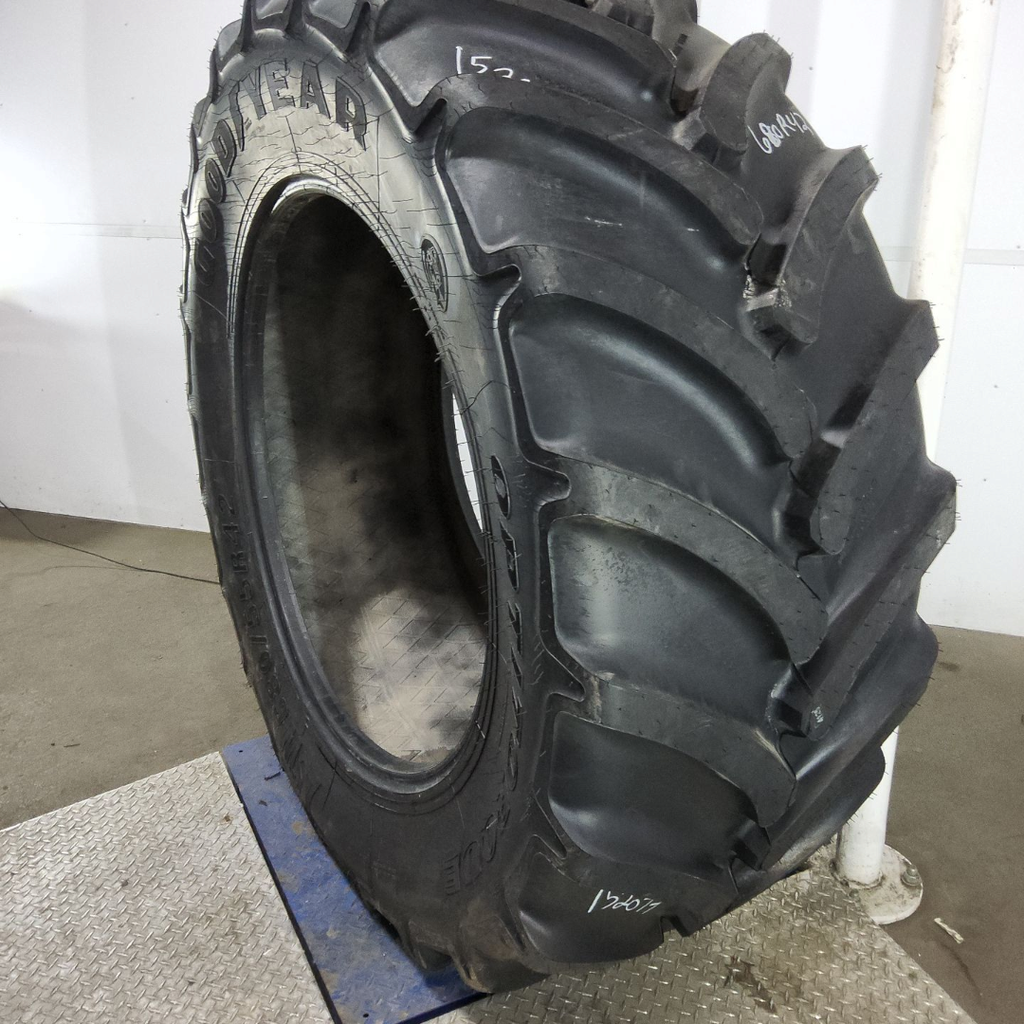 LSW680/55R42 Goodyear Farm OptiTorque R-1 177D 99%