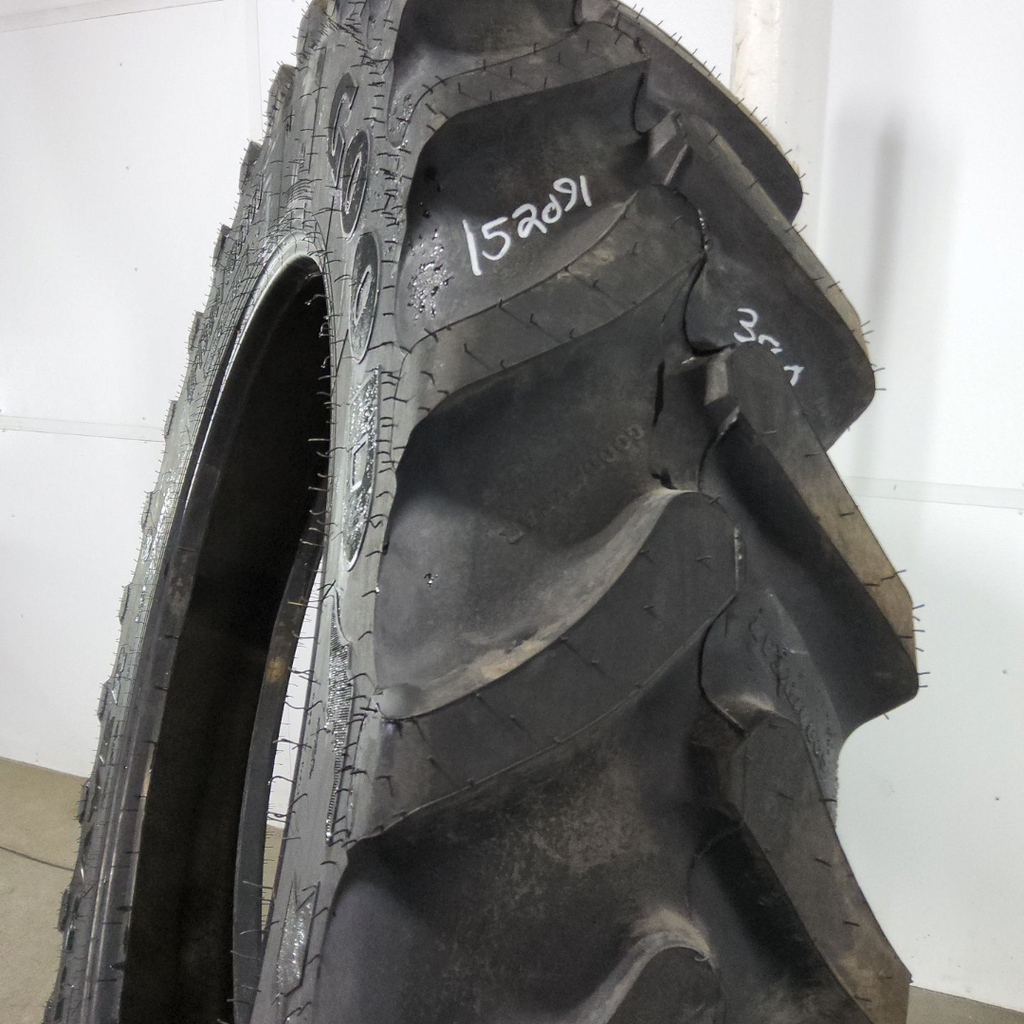 UFT380/105R50 Goodyear Farm Ultra Sprayer R-1 179D 99%