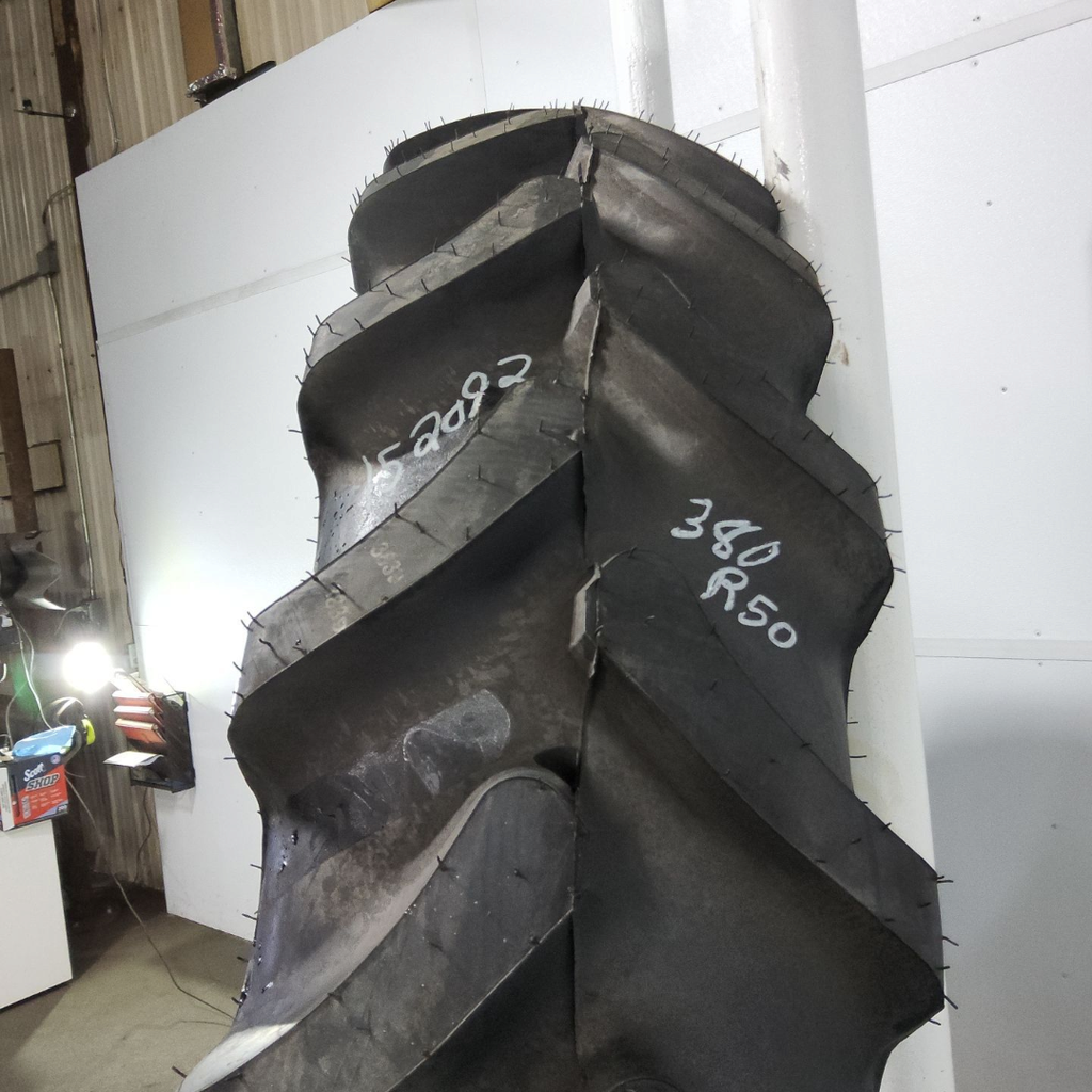 UFT380/105R50 Goodyear Farm Ultra Sprayer R-1 179D 99%