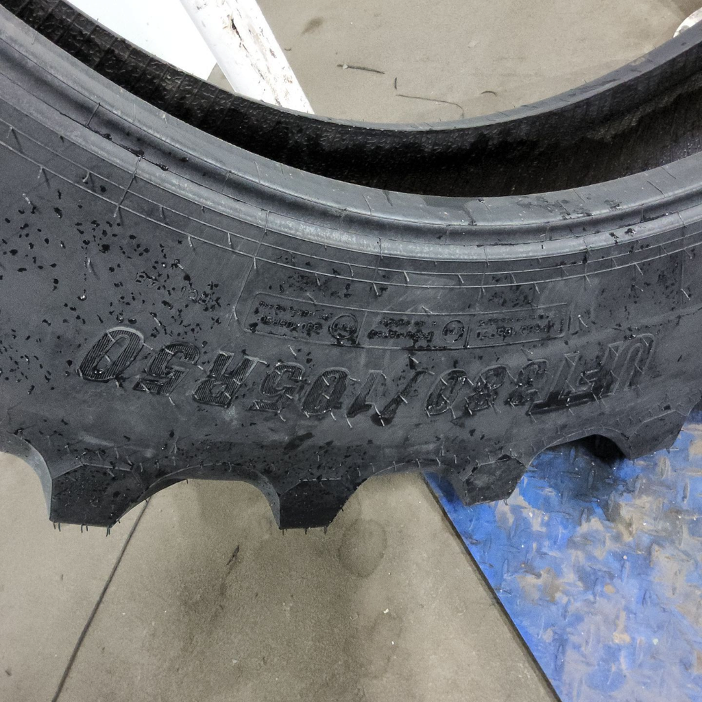 UFT380/105R50 Goodyear Farm Ultra Sprayer R-1 179D 99%