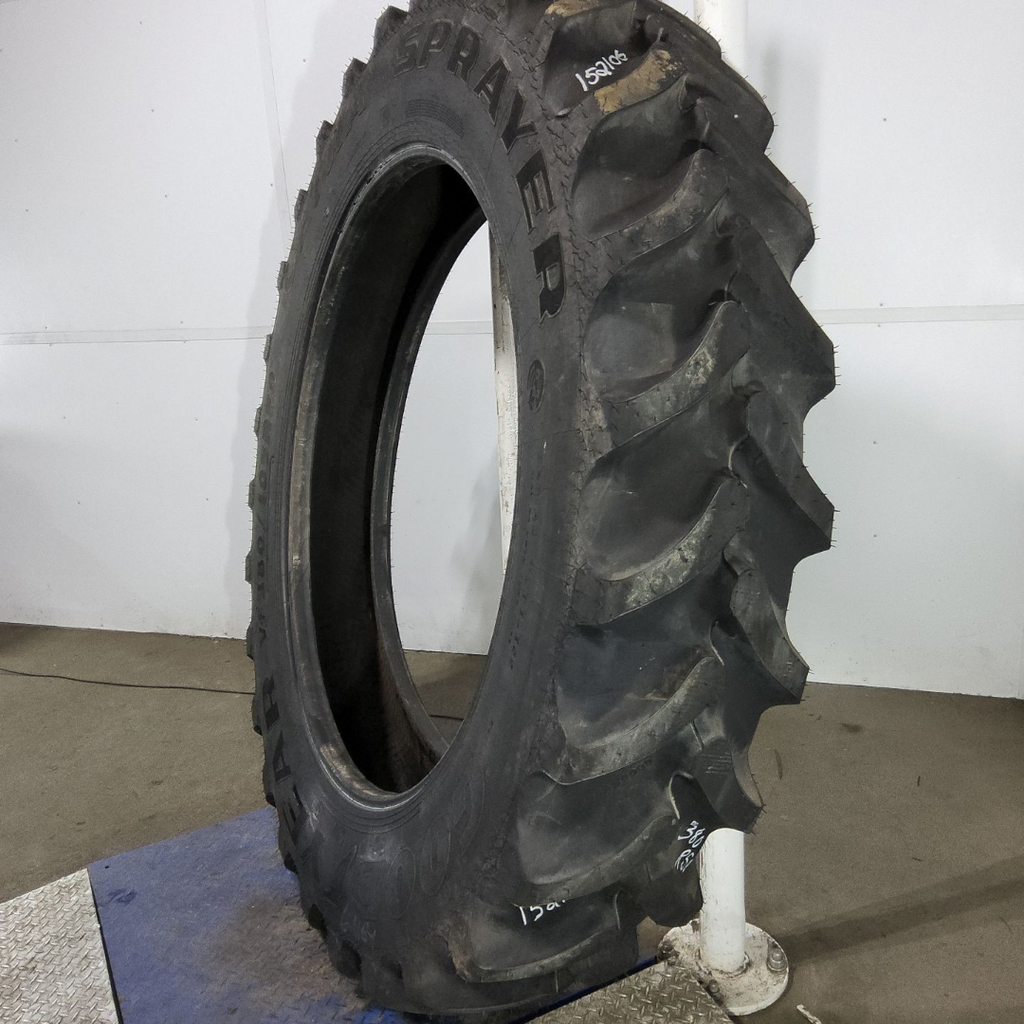 VF380/105R50 Goodyear Farm Ultra Sprayer R-1 179D 99%