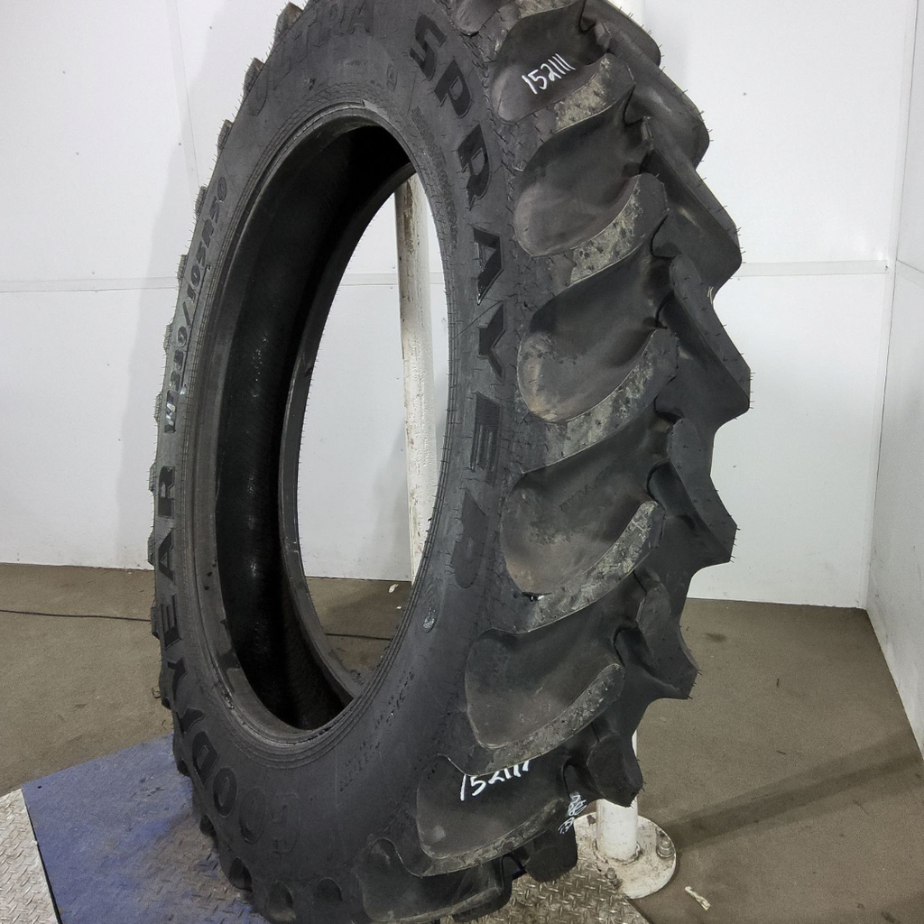 VF380/105R50 Goodyear Farm Ultra Sprayer R-1 179D 99%