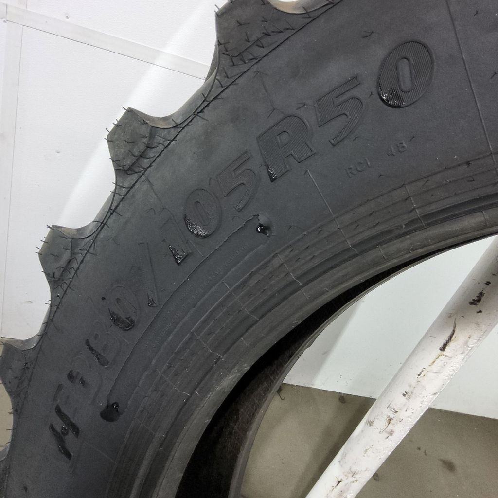 VF380/105R50 Goodyear Farm Ultra Sprayer R-1 179D 99%