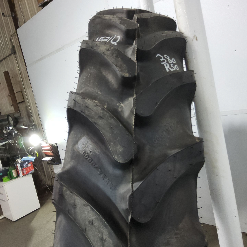 VF380/105R50 Goodyear Farm Ultra Sprayer R-1 179D 99%