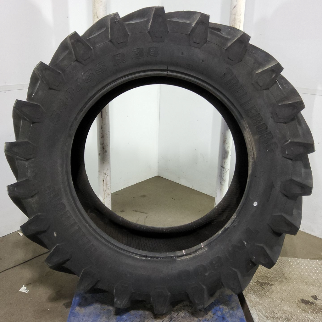 540/65R38 Trelleborg TM800 High Speed R-1W 147D 99%