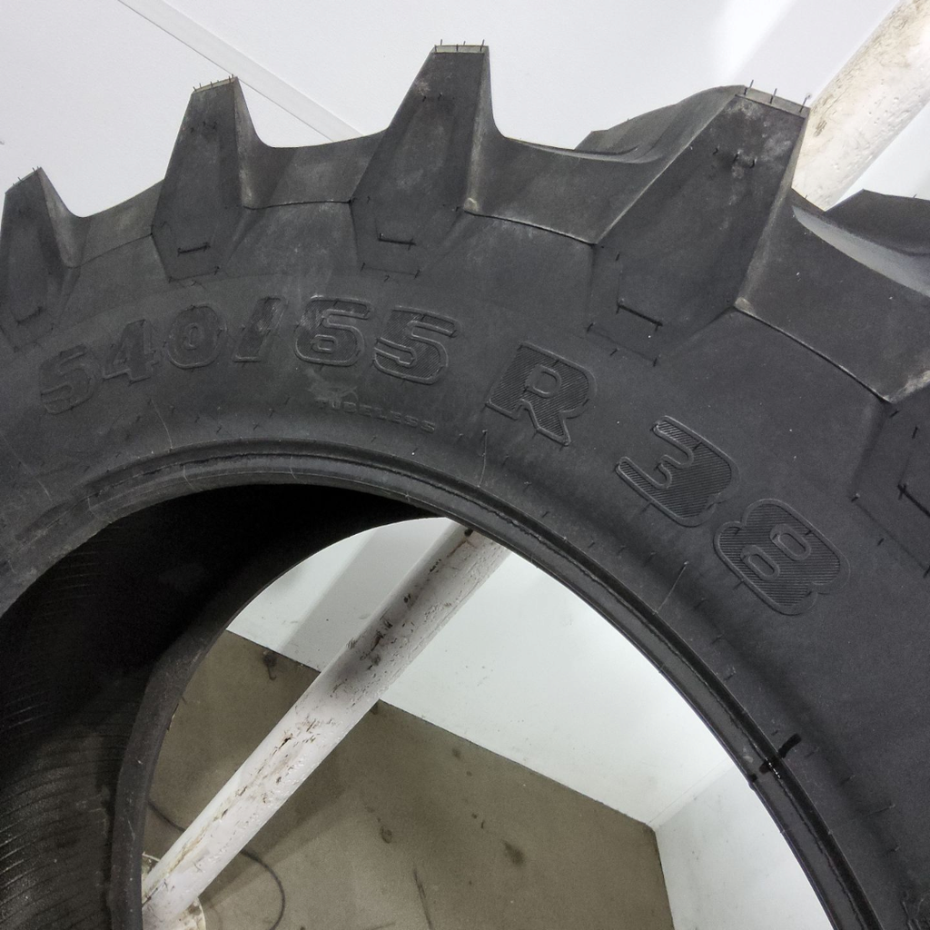 540/65R38 Trelleborg TM800 High Speed R-1W 147D 99%