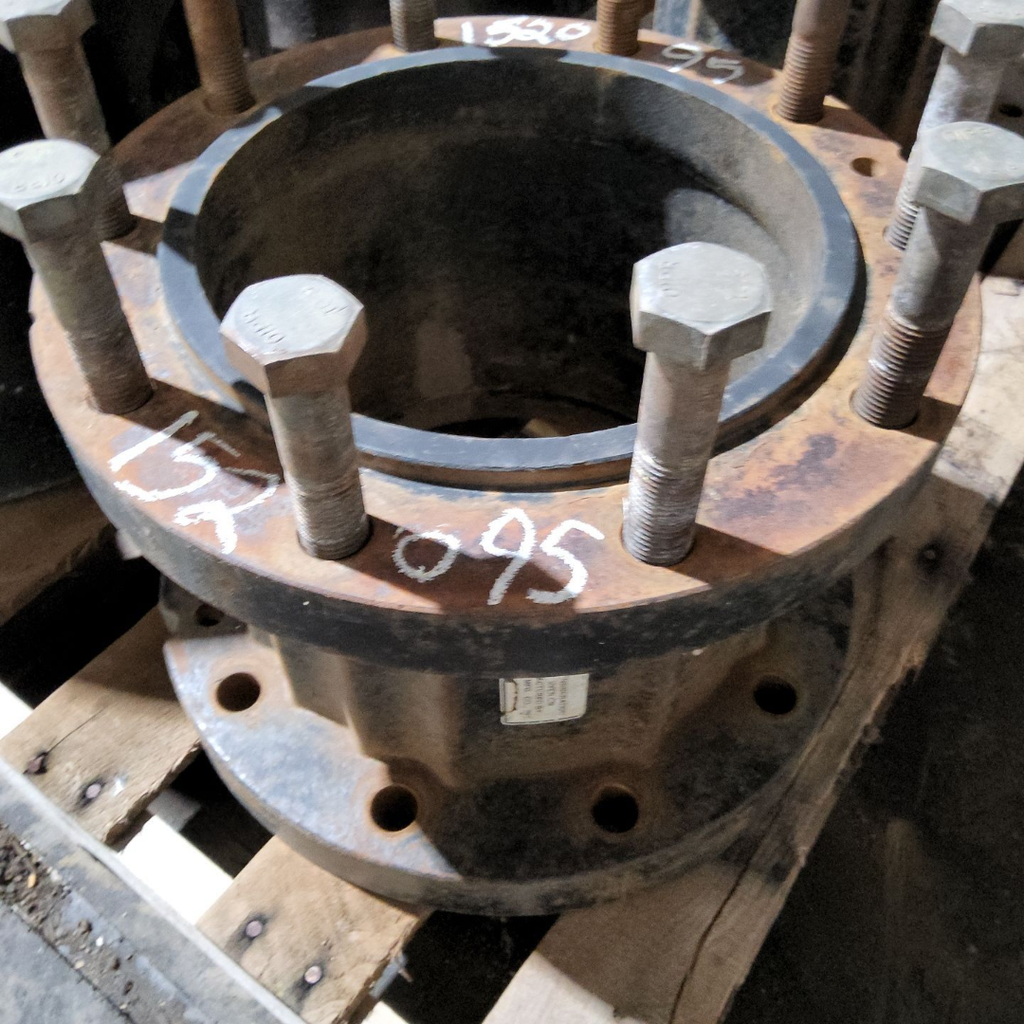 10-Hole 10"L Hub Extension, Black