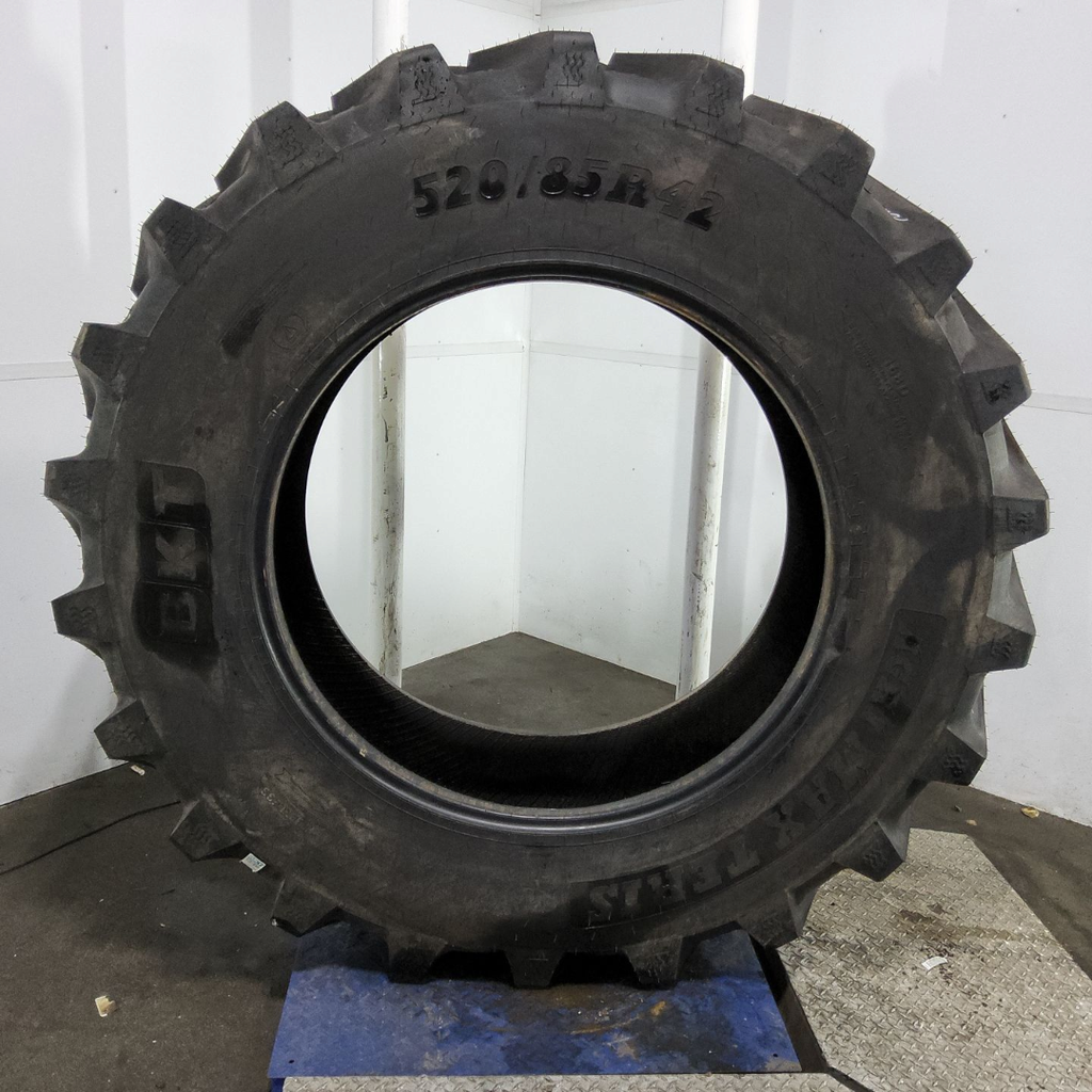 520/85R42 BKT Tires Agrimax Teris R-1 168D 99%