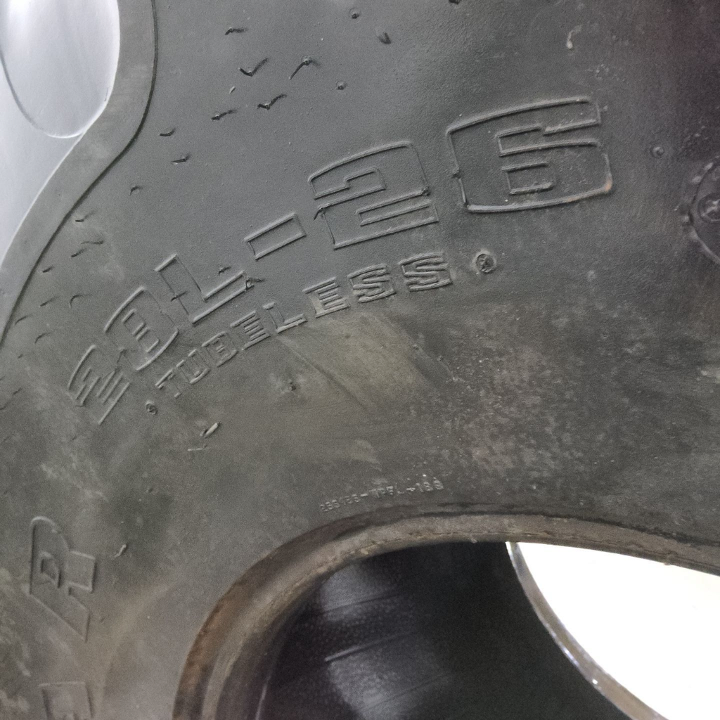 28L-26 Goodyear Farm Dyna Torque II R-1 F (12 Ply), 95%