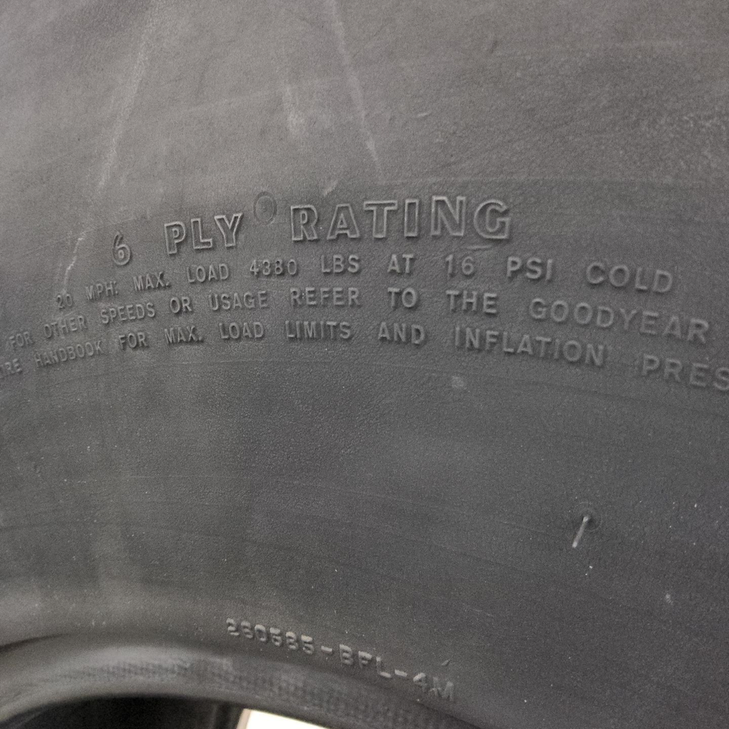 18.4-26 Goodyear Farm Dyna Torque II R-1 C (6 Ply), 85%