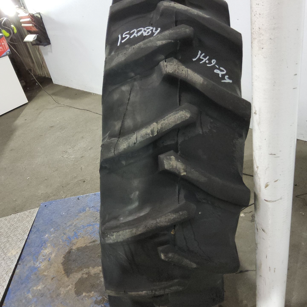 14.9-24 Firestone Traction Field & Road R-1 C (6 Ply), 90%