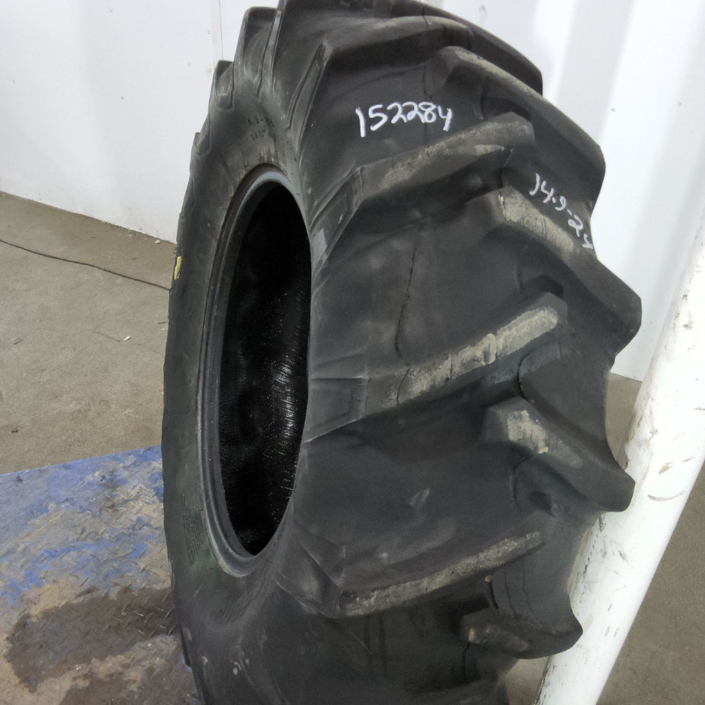 14.9-24 Firestone Traction Field & Road R-1 C (6 Ply), 90%