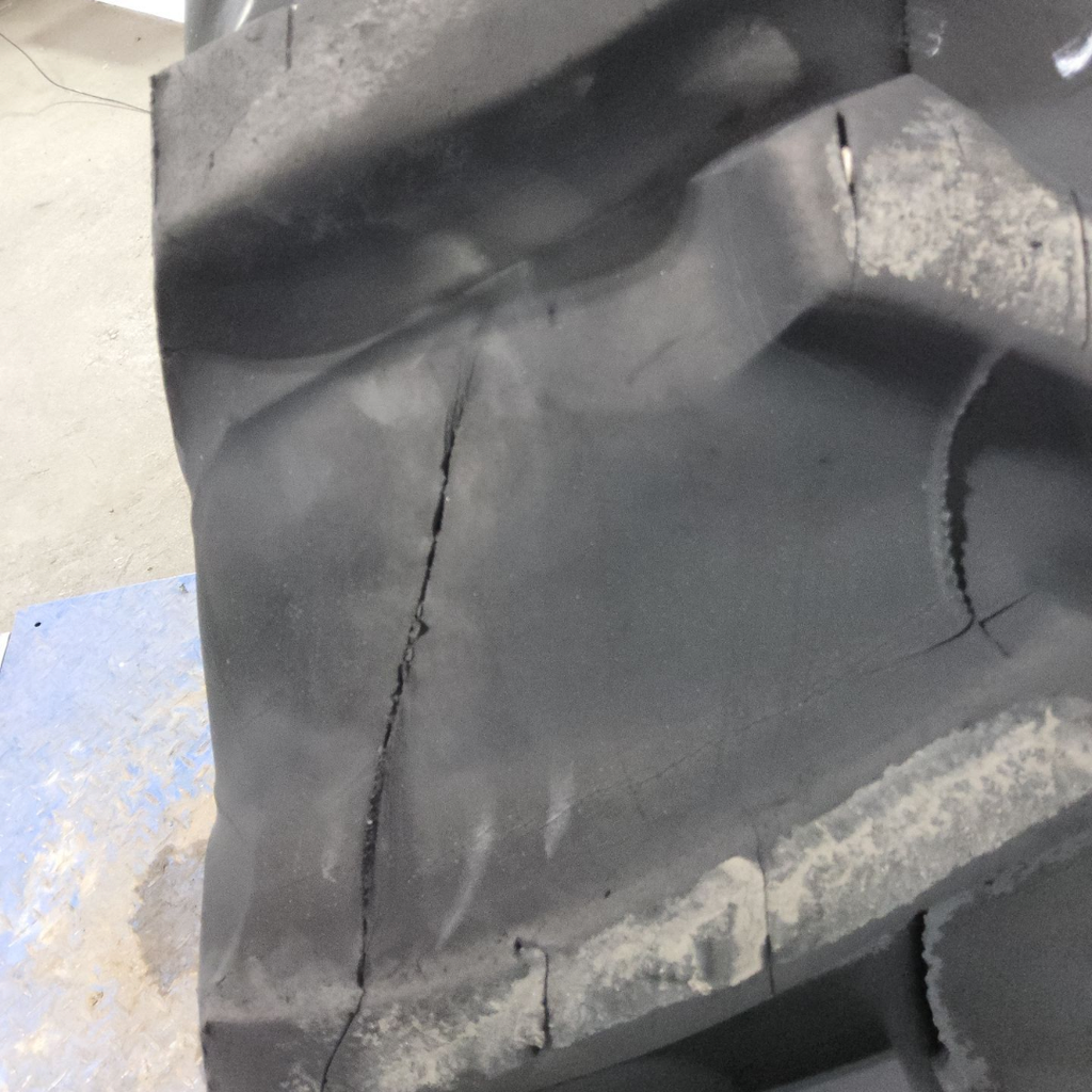 14.9-24 Firestone Traction Field & Road R-1 C (6 Ply), 90%