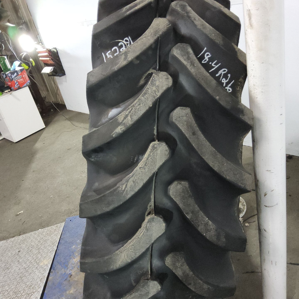 18.4R26 Firestone Radial All Traction FWD R-1 E (10 Ply), 140B 99%