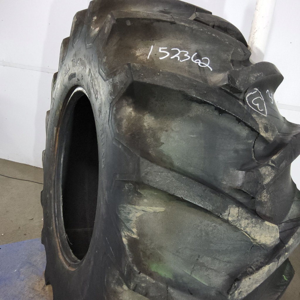 30.5L-32 Firestone All Traction Field & Road R-1 F (12 Ply), 85%