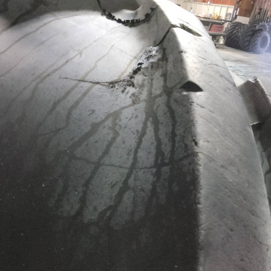 30.5L-32 Firestone All Traction Field & Road R-1 F (12 Ply), 85%