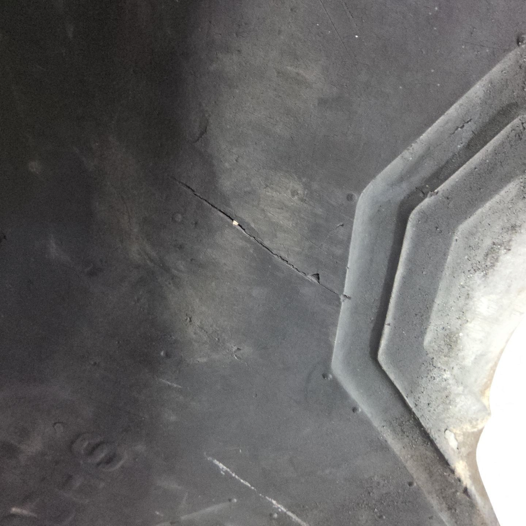 30.5L-32 Firestone All Traction Field & Road R-1 F (12 Ply), 85%