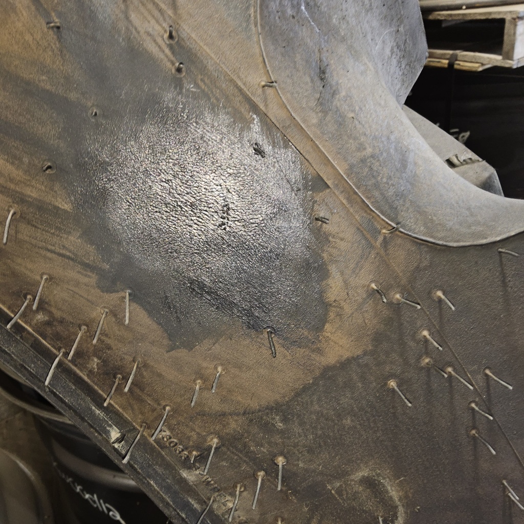 320/90R54 Goodyear Farm DT800 Super Traction R-1W 149A8 95%