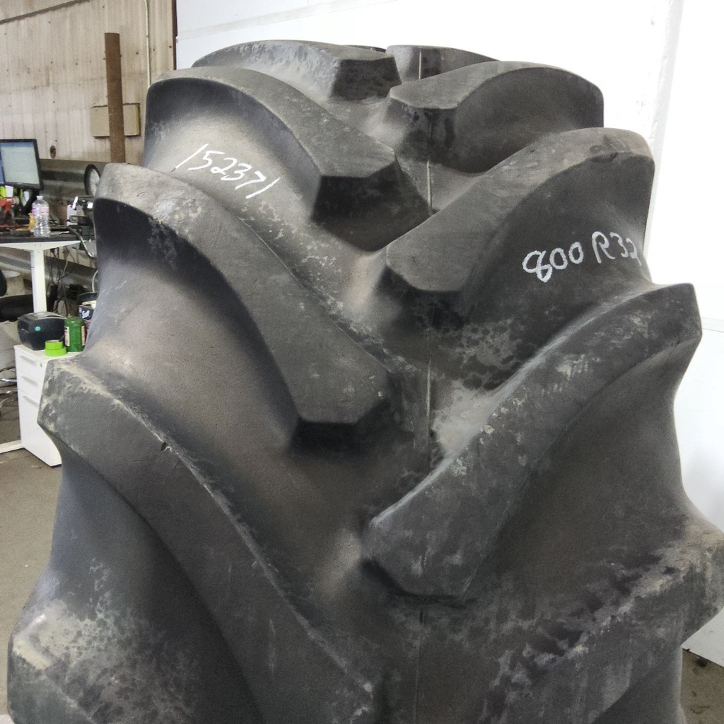 800/65R32 Firestone Radial All Traction DT R-1W 172B 90%