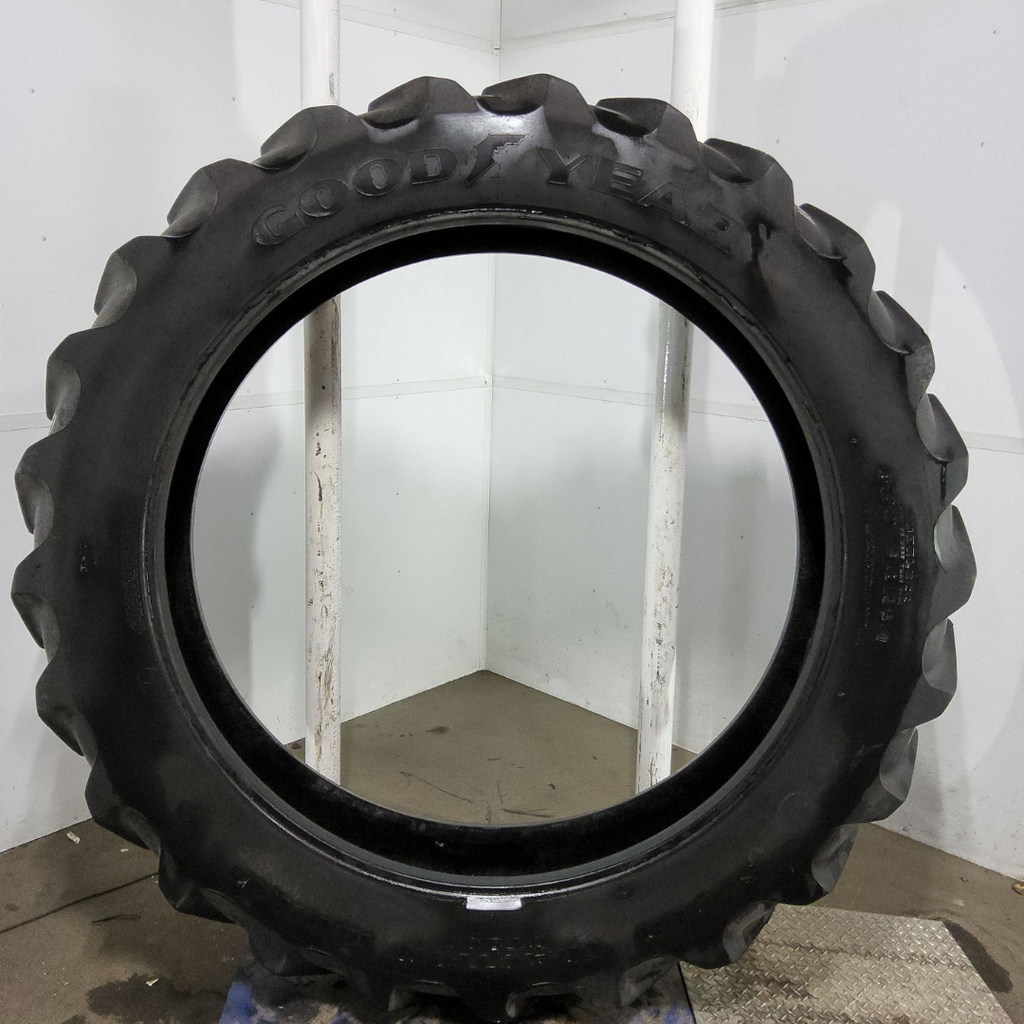 380/90R54 Goodyear Farm DT800 Super Traction R-1W 152A8 70%