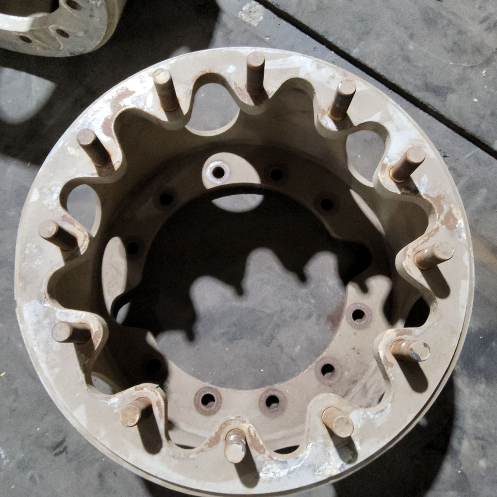 12-Hole 13.5"L FWD Spacer, Agco Corp Gray