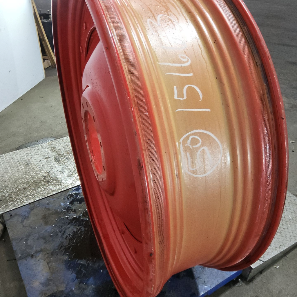 15"W x 50"D, Fendt/Agco Red 16-Hole Stub Disc