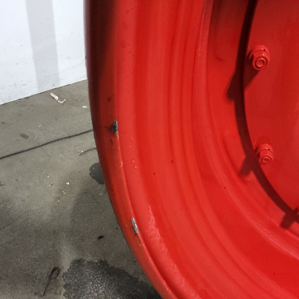 15"W x 50"D, Fendt/Agco Red 16-Hole Stub Disc