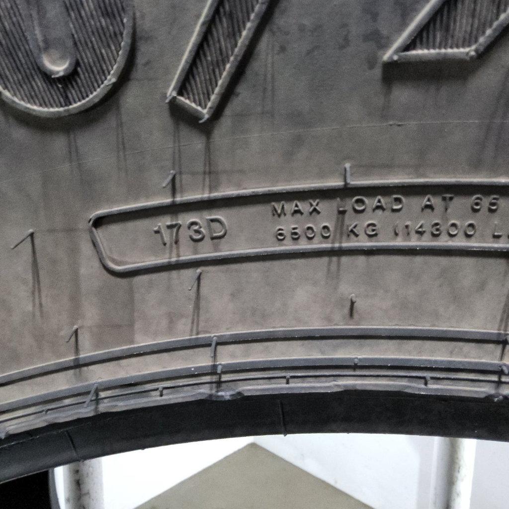 800/70R38 Goodyear Farm Optitrac R-1W 173D 90%