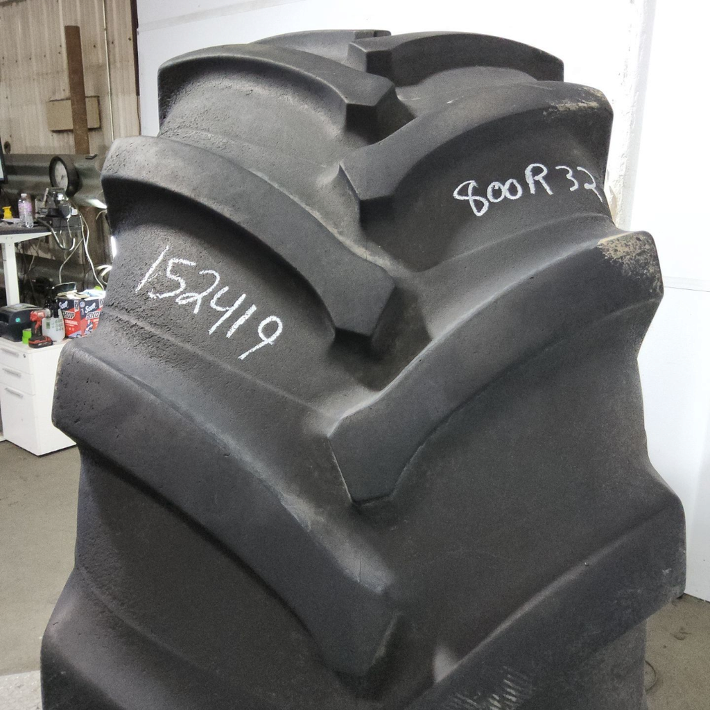 800/65R32 Titan Farm Super Hi Power Lug Radial R-1 172A8 85%