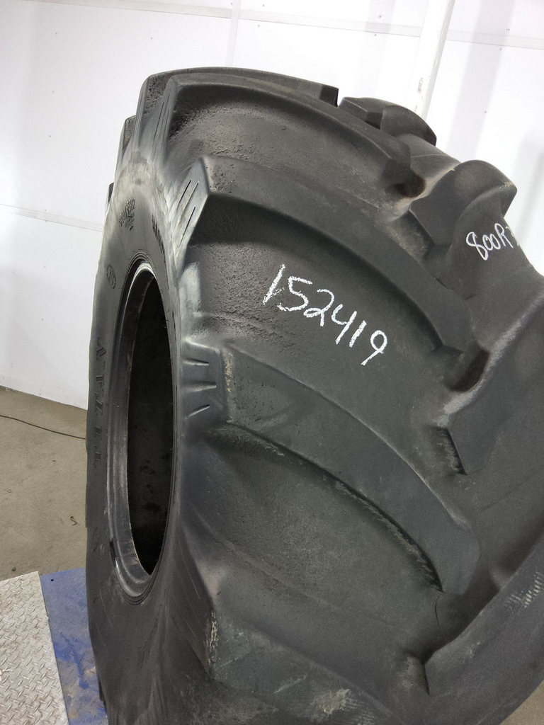 800/65R32 Titan Farm Super Hi Power Lug Radial R-1 172A8 85%