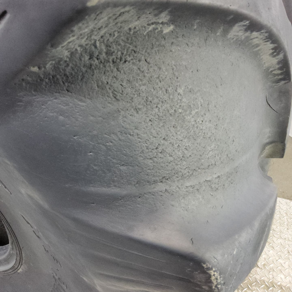 800/65R32 Titan Farm Super Hi Power Lug Radial R-1 172A8 85%