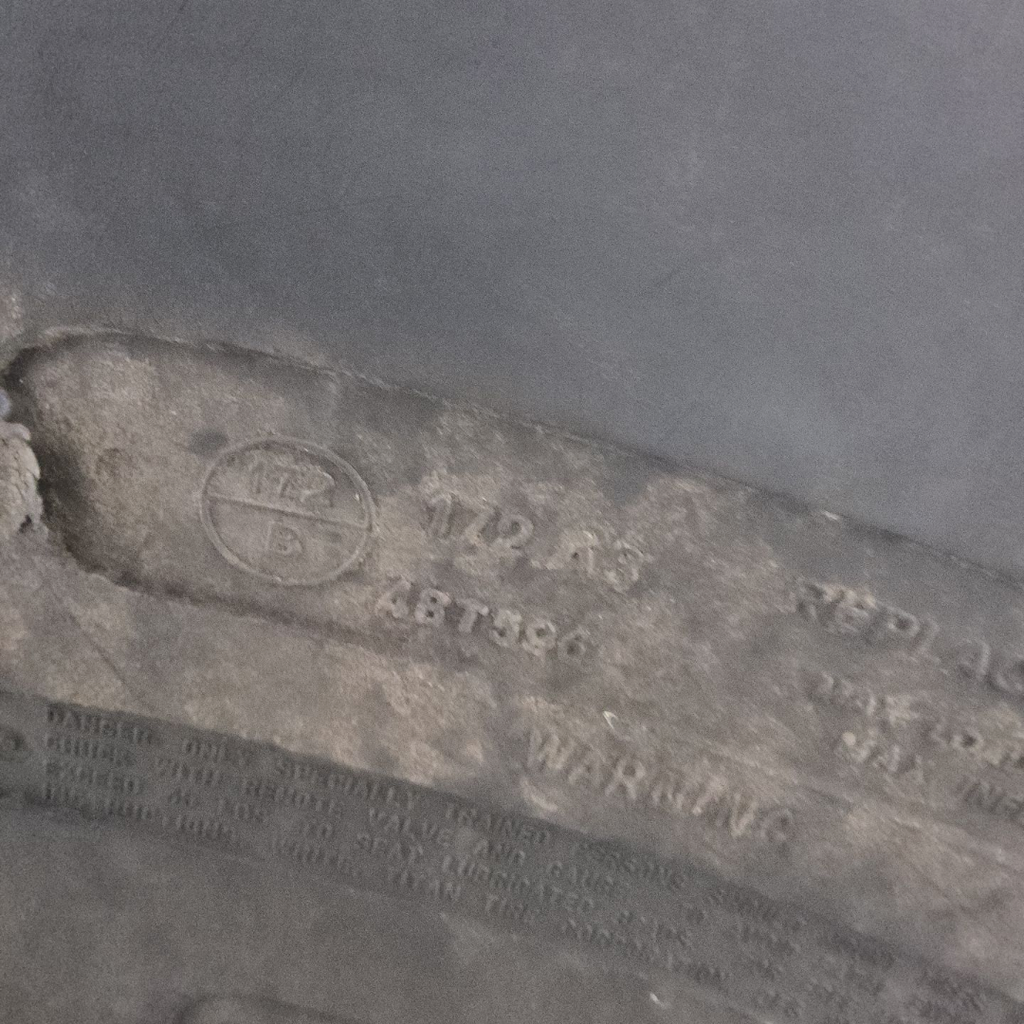 800/65R32 Titan Farm Super Hi Power Lug Radial R-1 172A8 85%