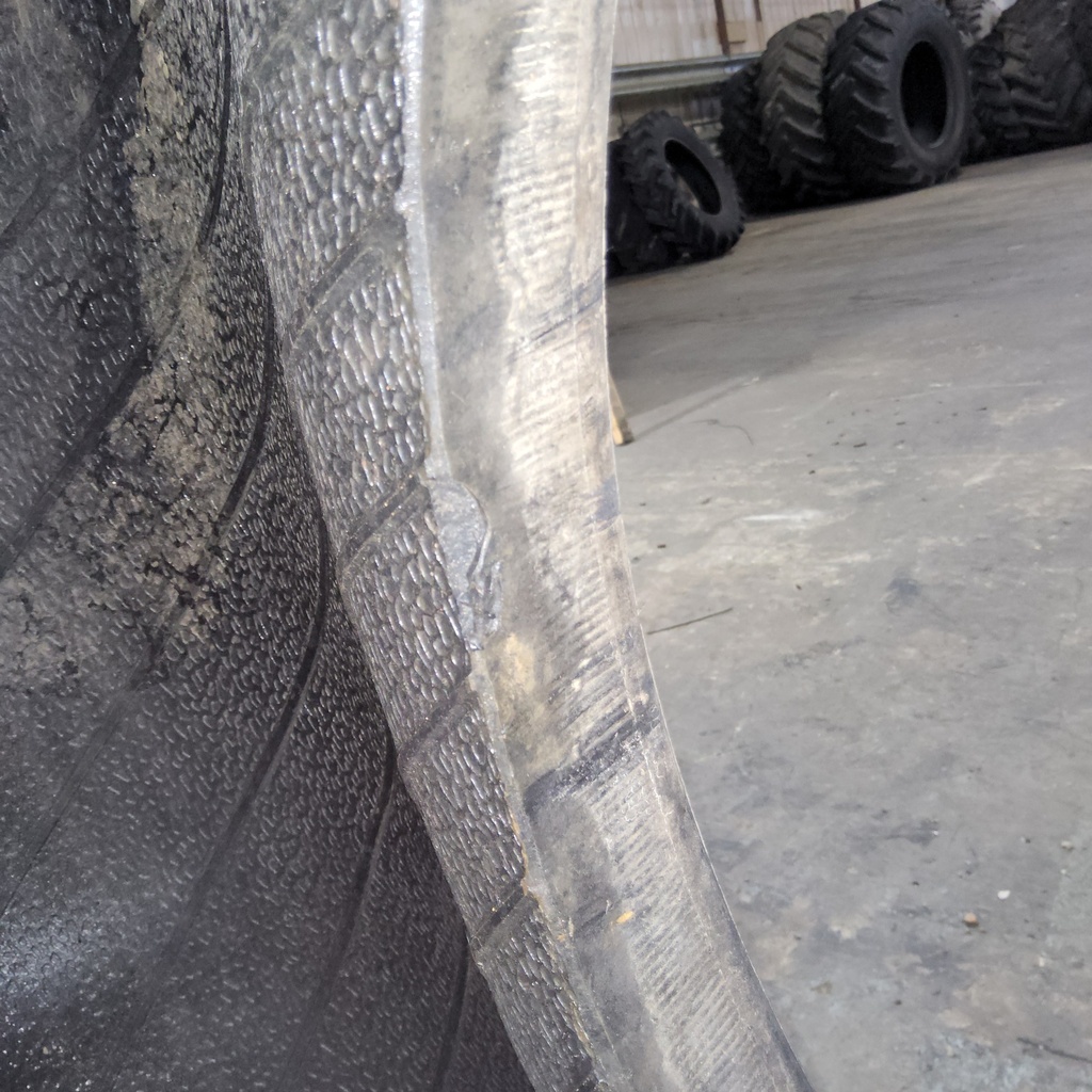 23.5-25 Titan OTR Loader Dozer II L-2 L (20 Ply), 85%