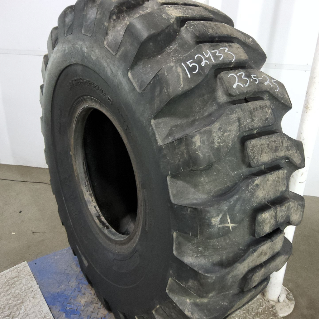 23.5-25 Titan OTR Loader Dozer II L-2 L (20 Ply)