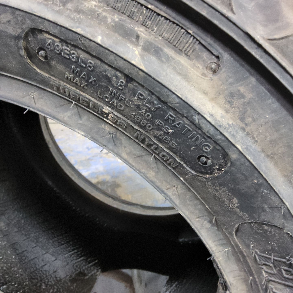 31x15.50-16.5NHS Titan Farm HD2000 II SS R-4 D (8 Ply), 99%