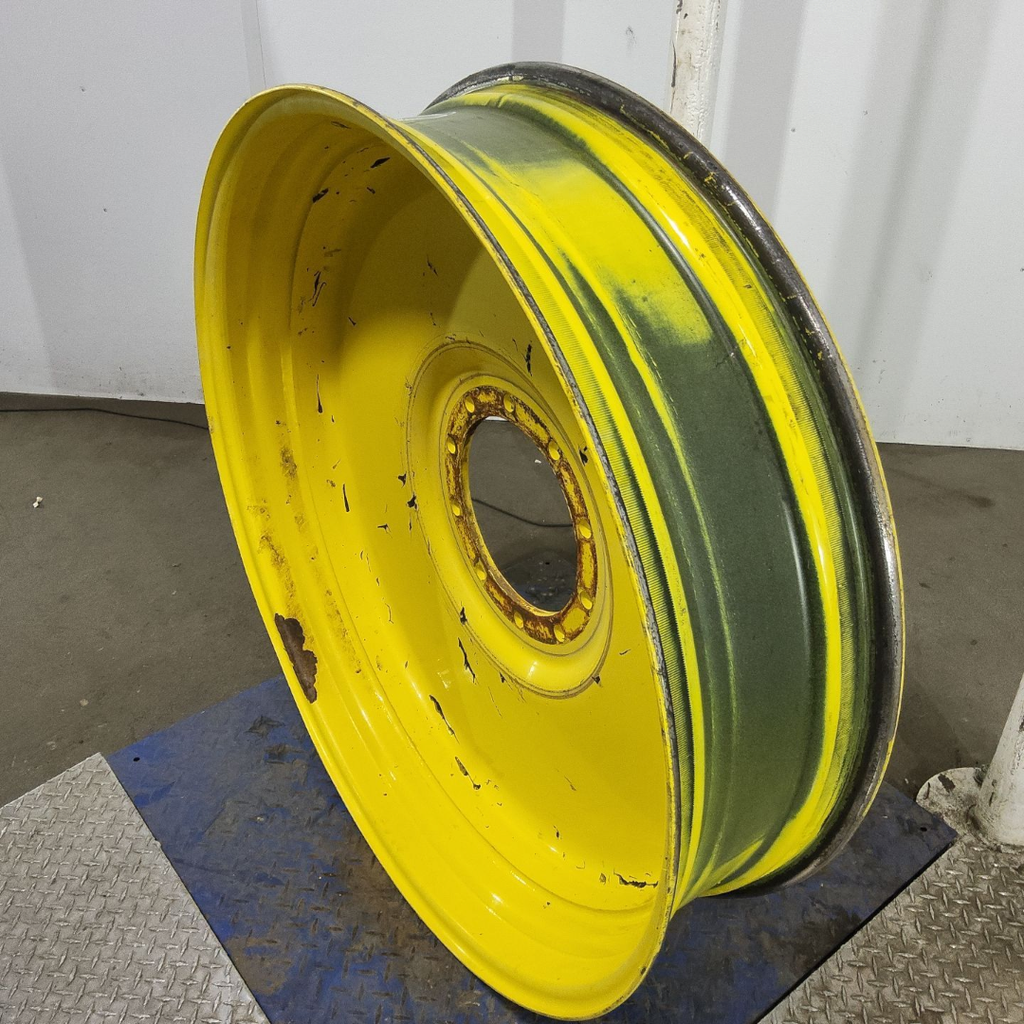 10"W x 42"D, John Deere Yellow 10-Hole Formed Plate Sprayer