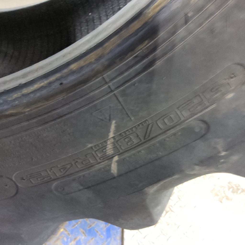 520/85R42 Goodyear Farm Super Traction Radial R-1W 162A8 70%