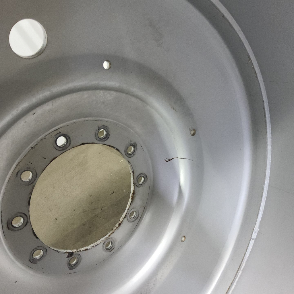 18"W x 42"D, Case IH Silver Mist 10-Hole Formed Plate