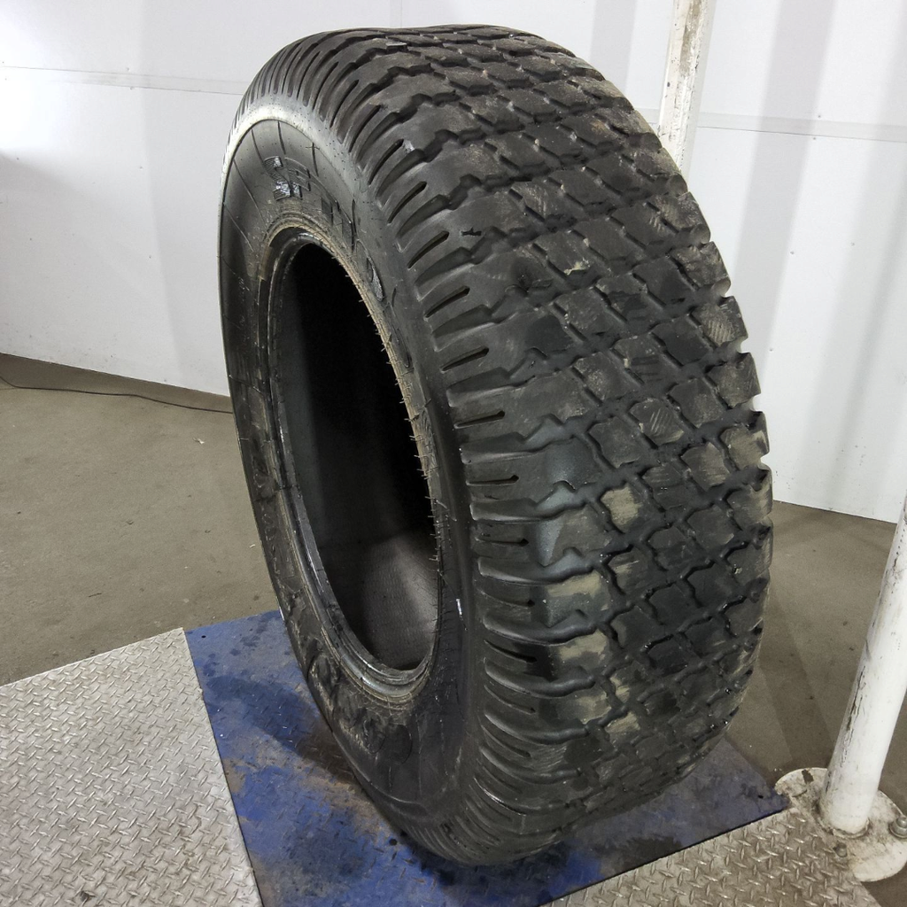 16.9-30 Goodyear Farm Soft Turf SFT105 R-3 C (6 Ply), 45%