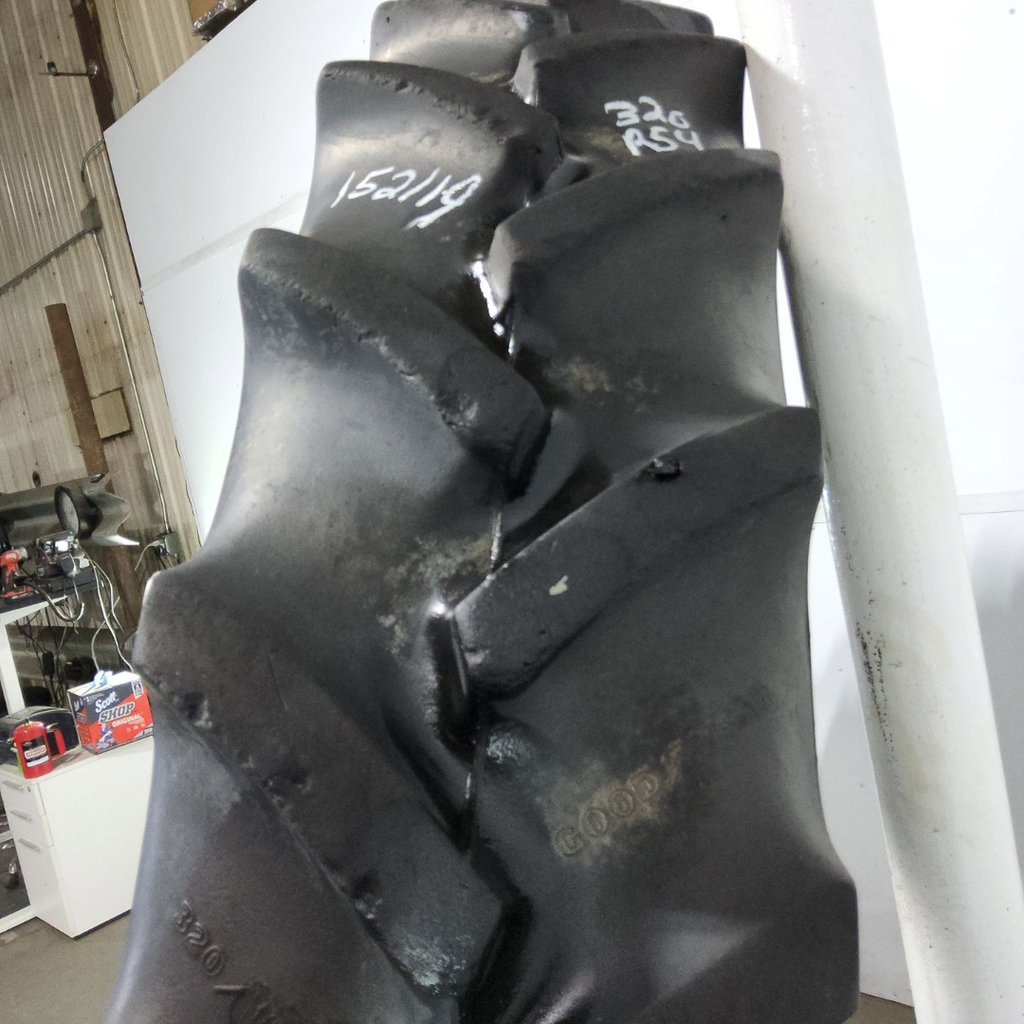 320/105R54 Goodyear Farm DT800 Super Traction R-1W 163D 65%