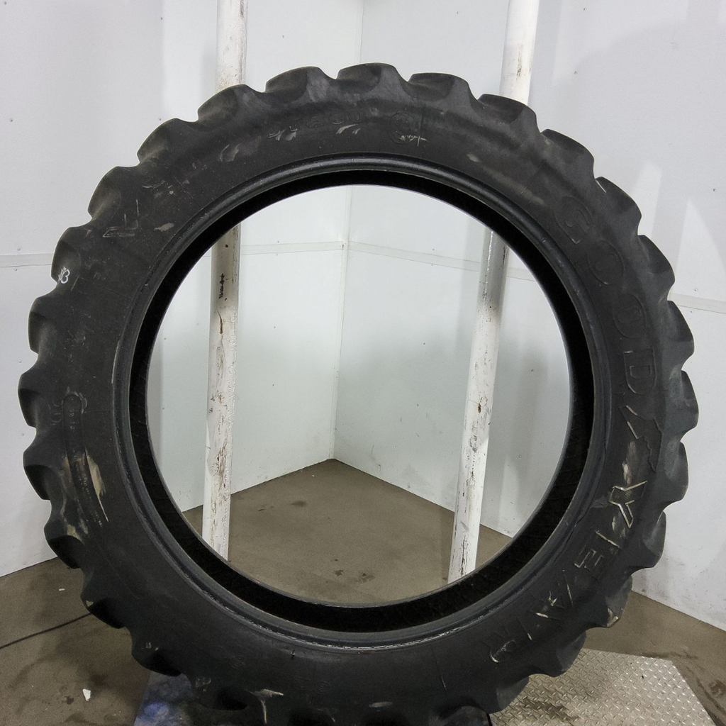 320/90R50 Goodyear Farm DT800 Optitrac R-1W 147A8 80%