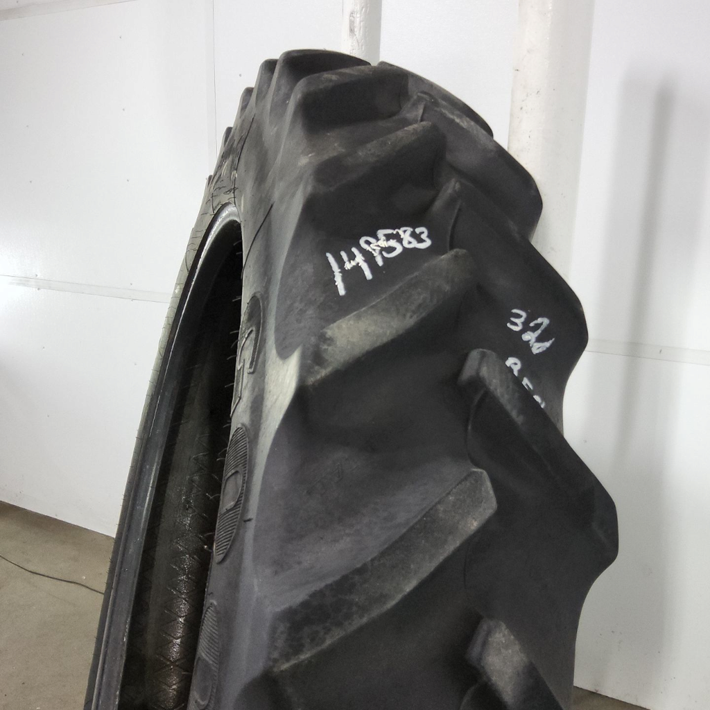 320/90R50 Goodyear Farm DT800 Optitrac R-1W 147A8 80%