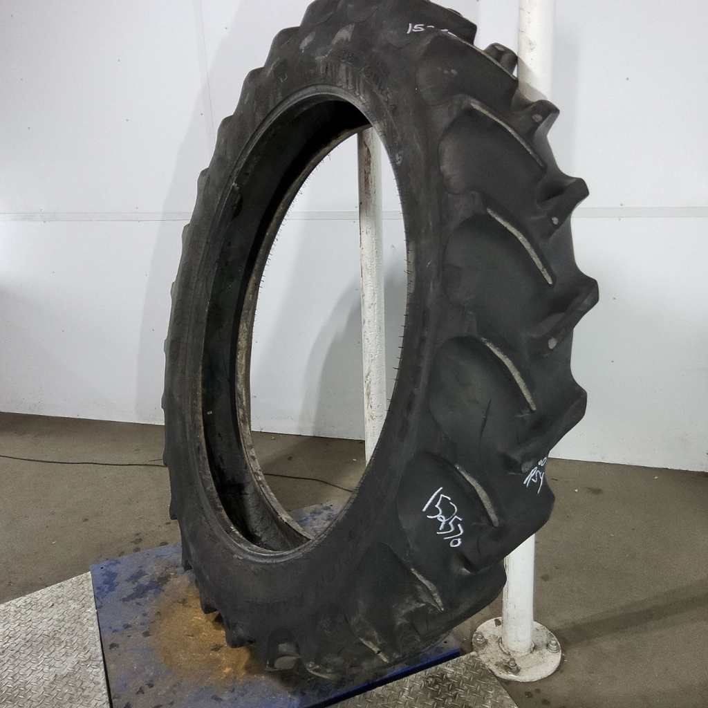 380/90R54 Goodyear Farm DT800 Super Traction R-1W 152A8 70%