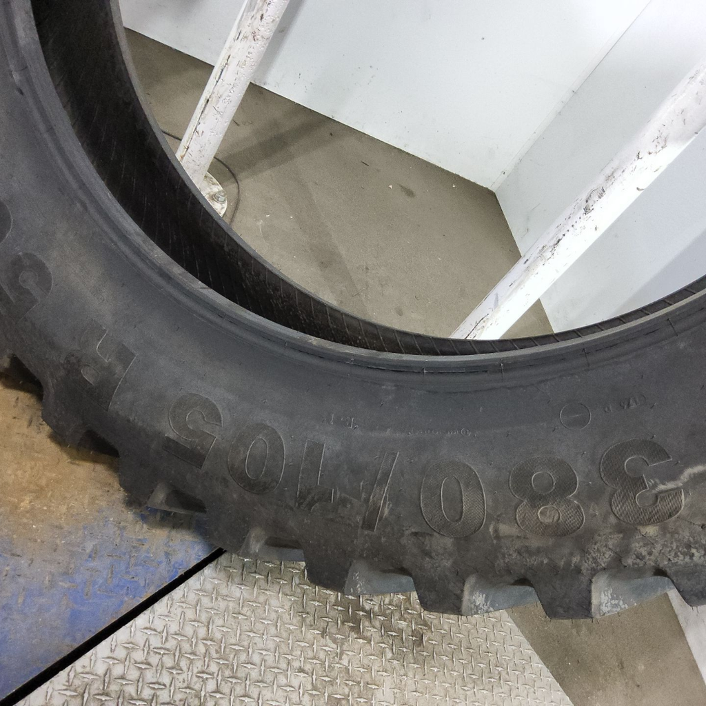 VF380/105R50 Mitas HC1000 R-1W 176D 99%