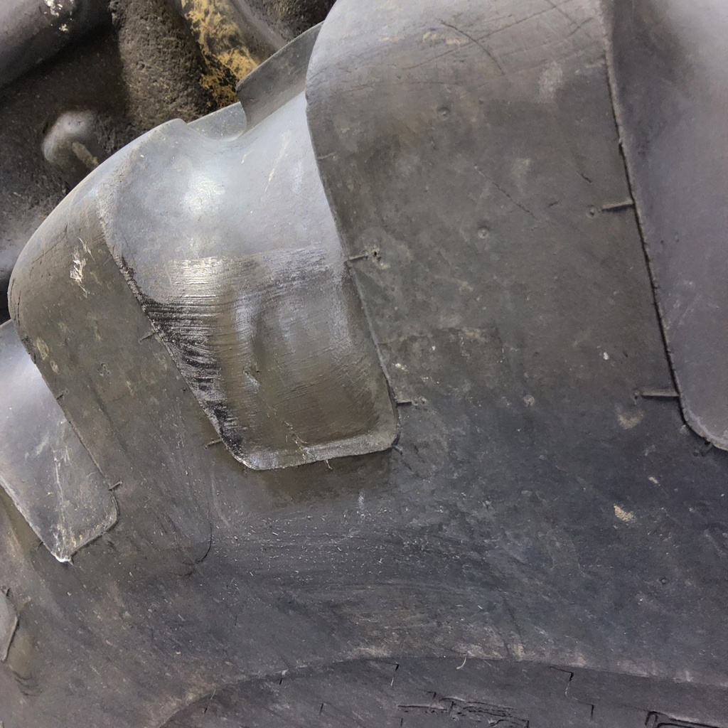 23.5-25 Titan OTR Loader Dozer II L-2 L (20 Ply), 85%