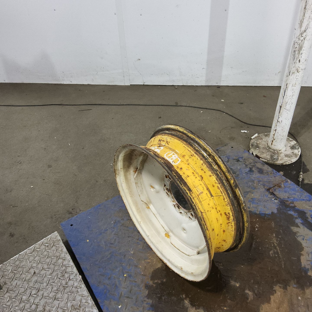 5.5"W x 18"D, Off White 6-Hole Implement , 1.25" Offset