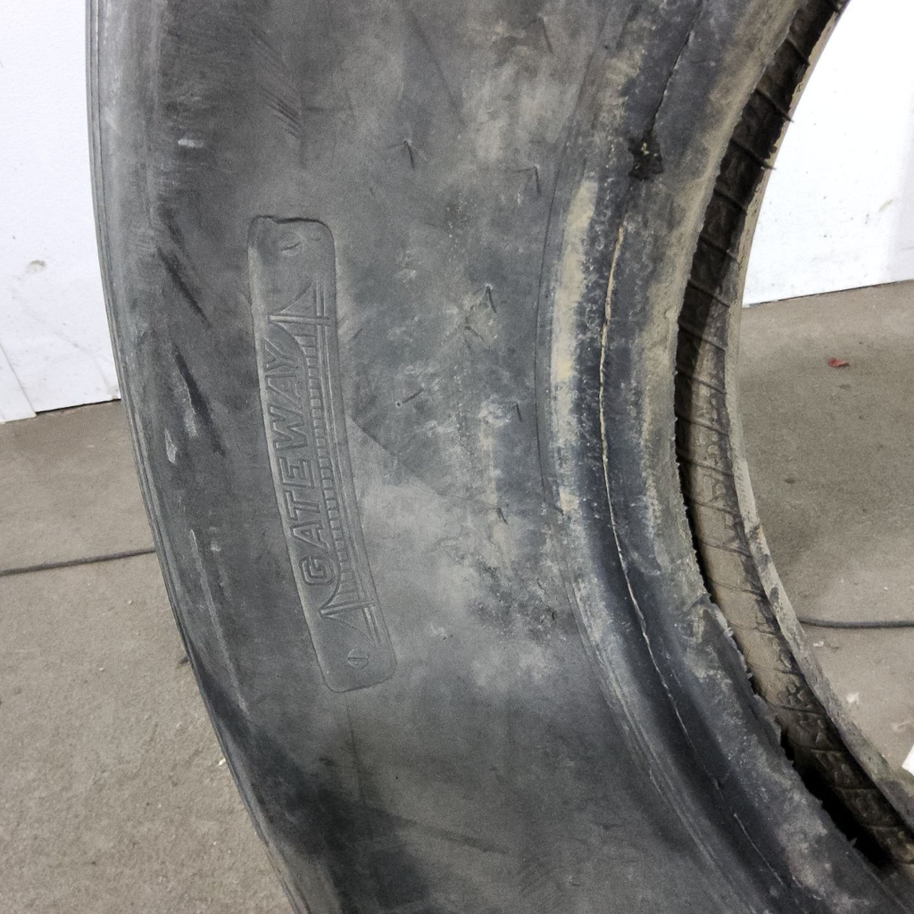 10.00-16 Gateway Front Farm Signal RIB F-1 D (8 Ply), 90%