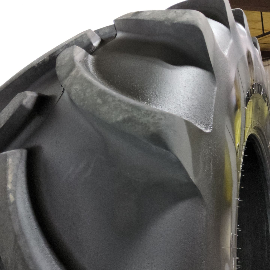 800/70R38 Firestone Maxi Traction R-1W 173D/173B 90%